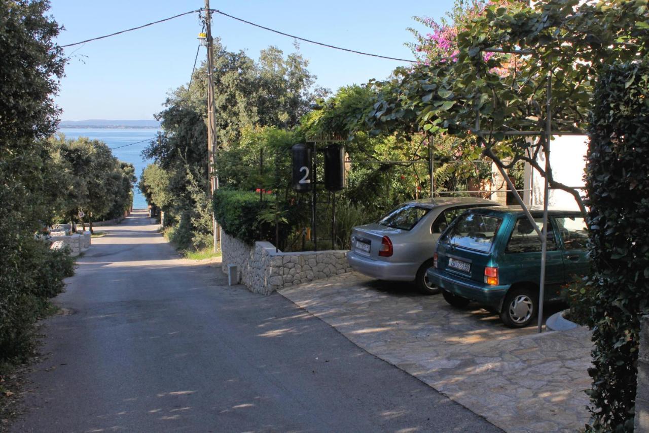 Family Friendly Seaside Apartments Kozino, Zadar - 5749 돈제페트레케인 외부 사진